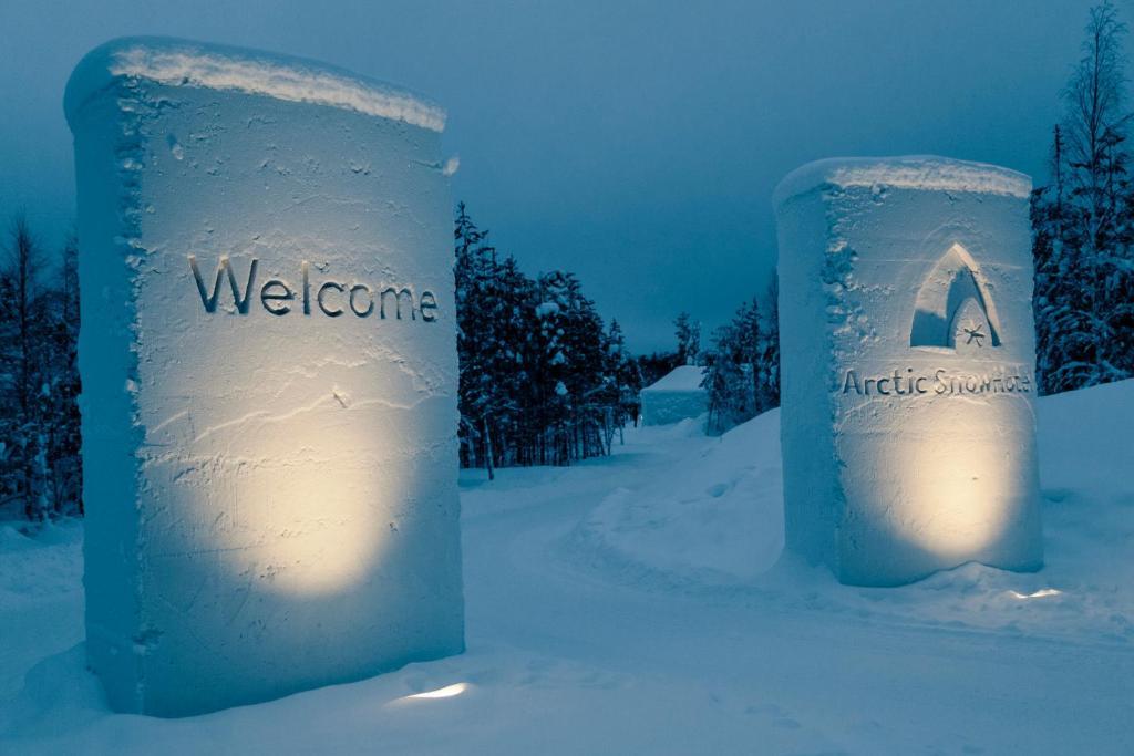 Arctic Snowhotel & Glass Igloos Sinettä Esterno foto